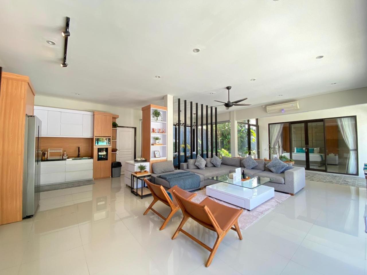 Layali Breeze Villa Jimbaran  Luaran gambar