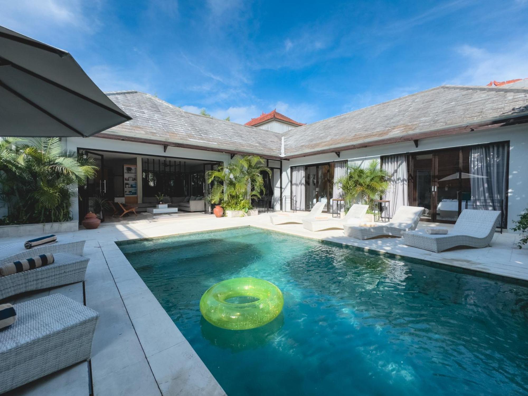 Layali Breeze Villa Jimbaran  Luaran gambar